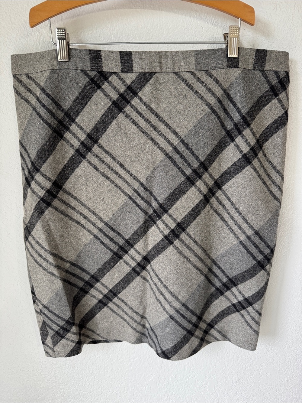 The Limited Plaid Wool‎ Blend Skirt